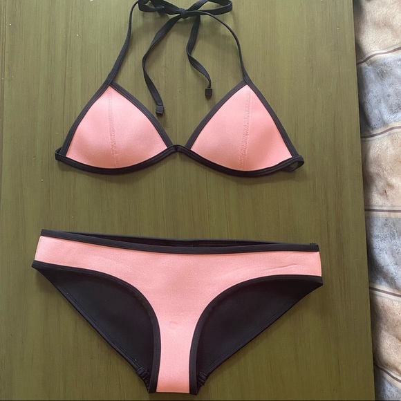 Peachy Pink Neoprene Triangl Bikini with Bag - Picture 3 of 8